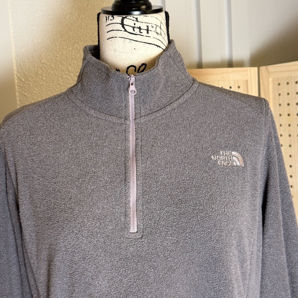 The North Face Women’s Gray Fleece ¼ Zip Pullover… - image 3